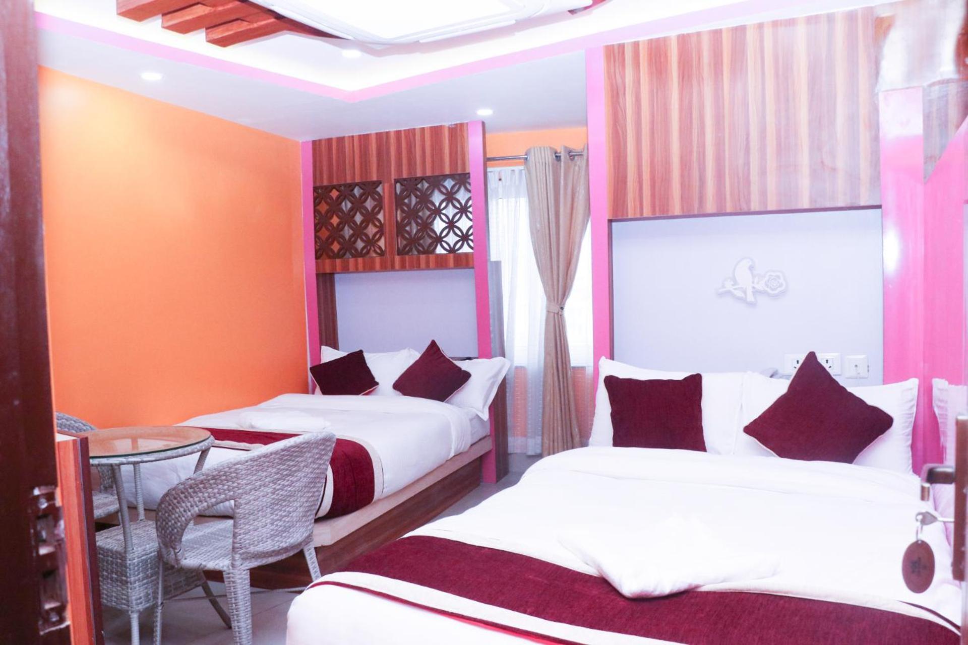 Om Tandoori Hotel Kathmandu Esterno foto